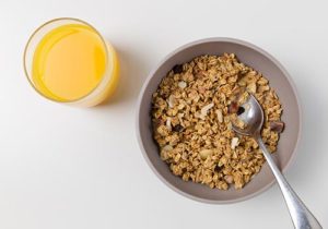 Топ-10 лучших продуктов для завтрака: что съесть утром
